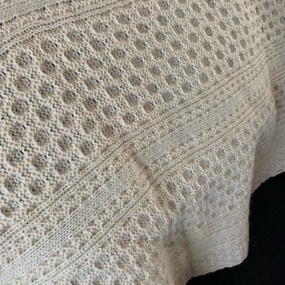 Irish wool blanket - Picture 3 of 4